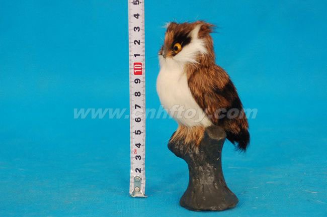 皮毛玩具猫头鹰：MT020菏泽恒方皮毛工艺品有限公司
