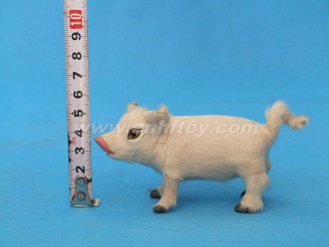 皮毛玩具猪：ZH003菏泽恒方皮毛工艺品有限公司