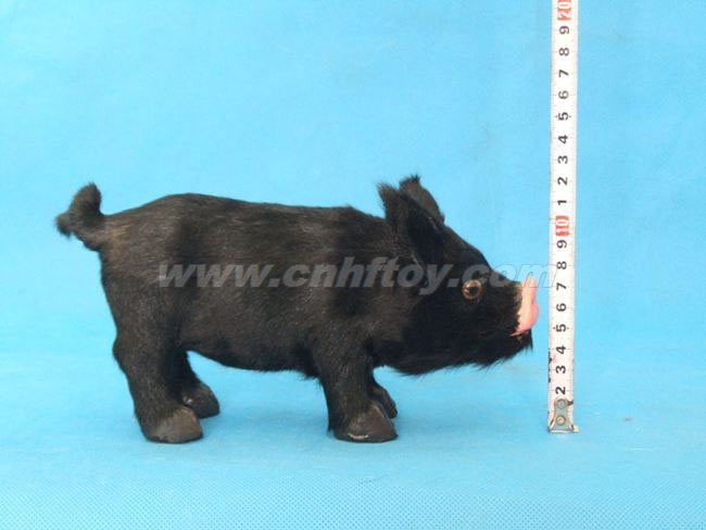 皮毛玩具猪：ZH009菏泽恒方皮毛工艺品有限公司