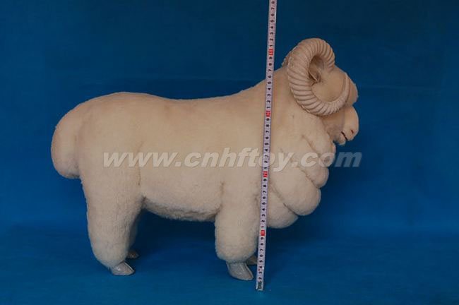 皮毛玩具羊：N113菏泽恒方皮毛工艺品有限公司