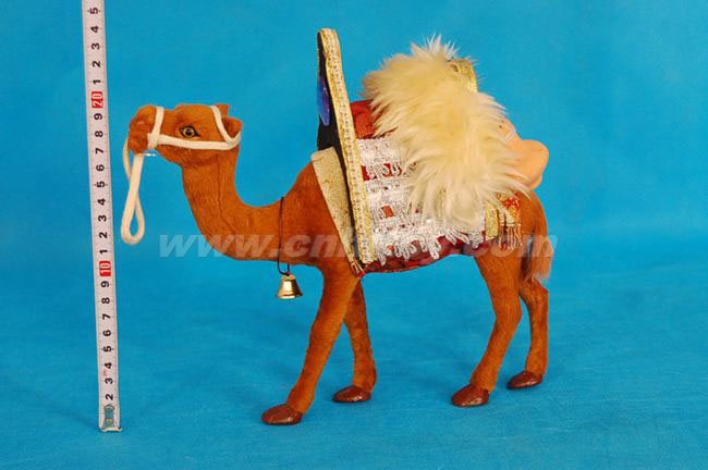 皮毛玩具骆驼：LT114菏泽恒方皮毛工艺品有限公司
