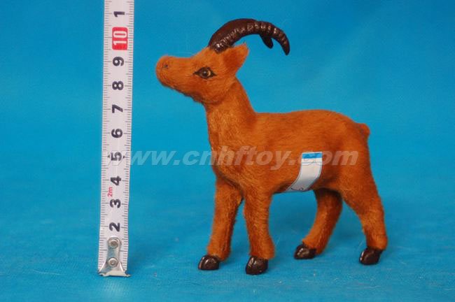 皮毛玩具羊：Y140菏泽恒方皮毛工艺品有限公司