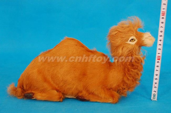 皮毛玩具骆驼：LT125菏泽恒方皮毛工艺品有限公司