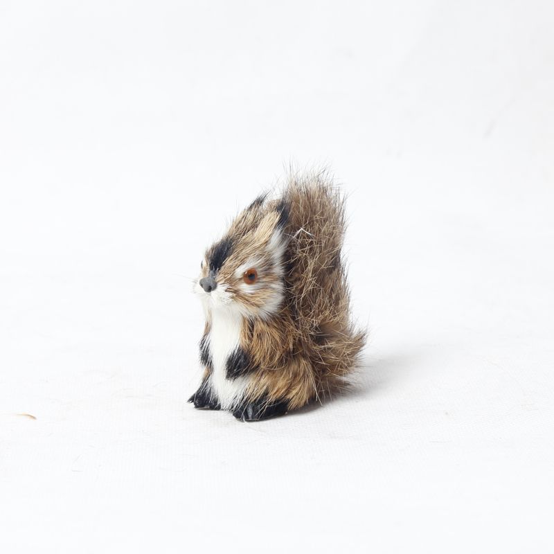 皮毛玩具松鼠：仿真皮毛松鼠  圣诞挂件菏泽恒方皮毛工艺品有限公司