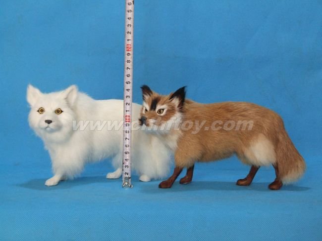 皮毛玩具狐狸：HL003菏泽恒方皮毛工艺品有限公司